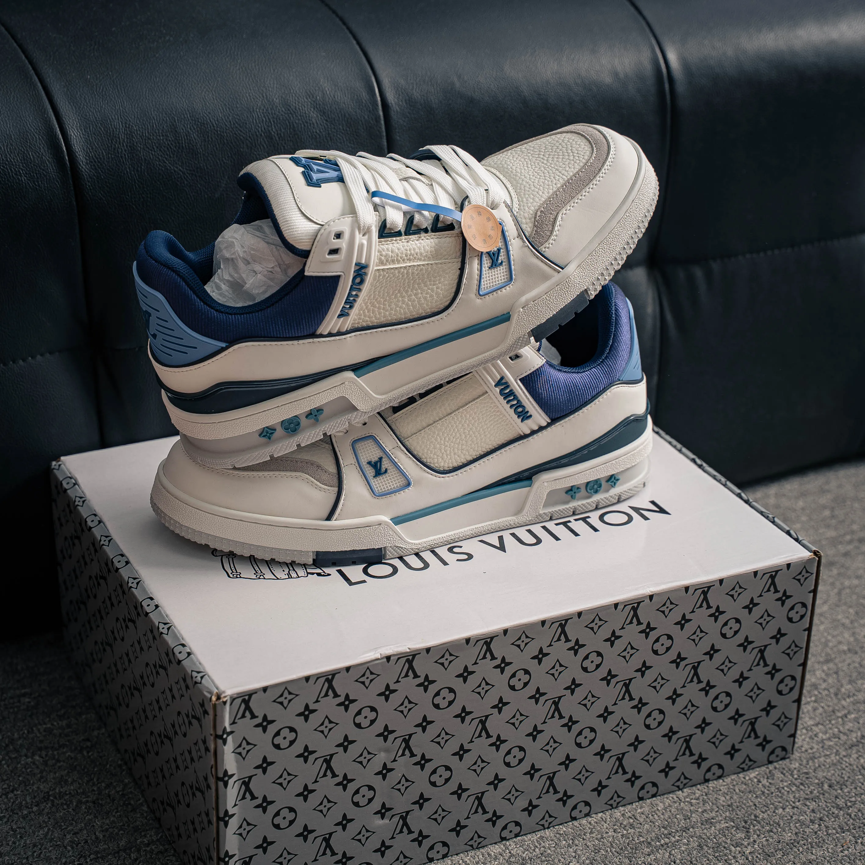 【L 2 】 Premium LV Classic New Arrival ✦ 1:1 ， ， ✦ Cowhide Leather Shoes ， LOGO ✦ + ，